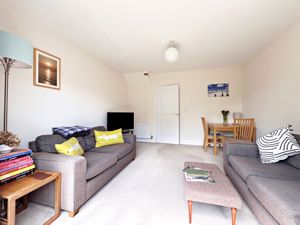 Living/dining room- click for photo gallery